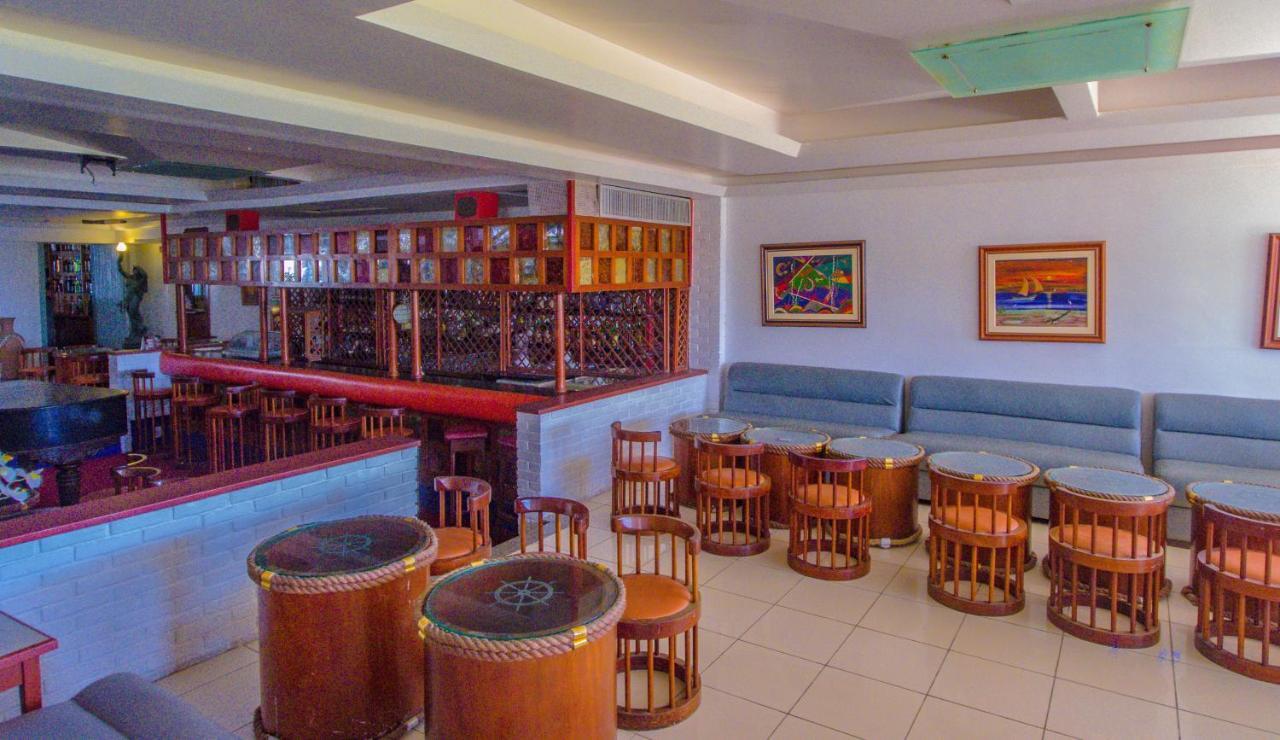 Baia Cabralia Hotel Santa Cruz Cabrália Buitenkant foto